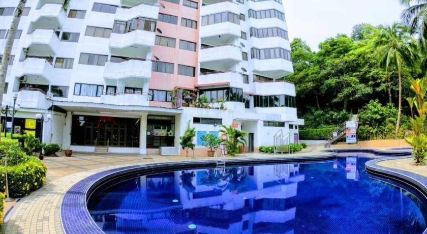 The Barn Private Home @ Sri Sayang Apartment Batu Feringgi Buitenkant foto
